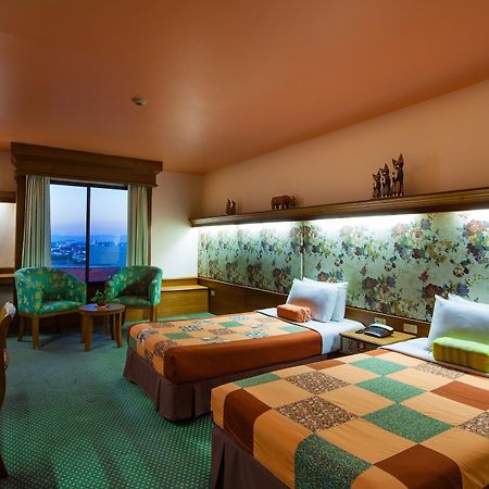 Baan Din Ki Hotel Chiang Mai Buitenkant foto