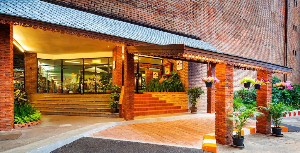Baan Din Ki Hotel Chiang Mai Buitenkant foto